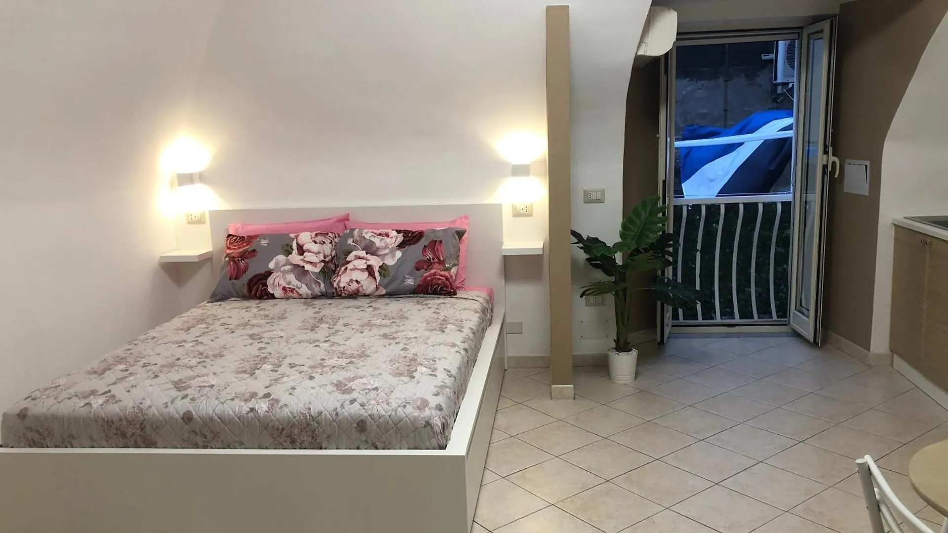 La Casa Di Ludovica Apartment Naples